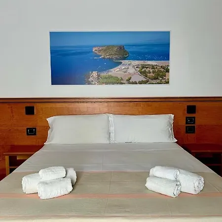 Hotel Tea - A Mare 4*