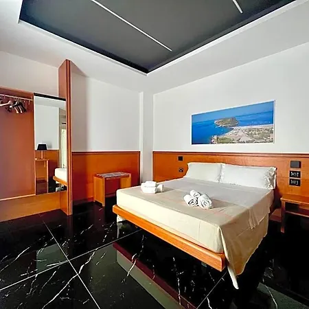 Hotel Tea - A Mare Praia a Mare