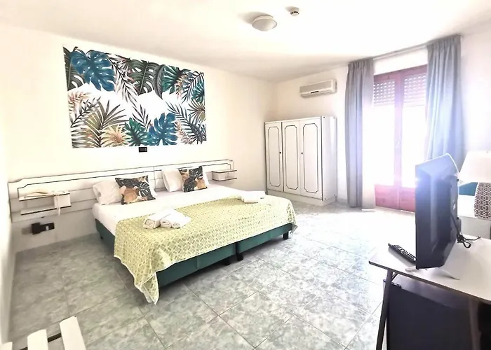 Hotel Tea - A Mare Praia a Mare